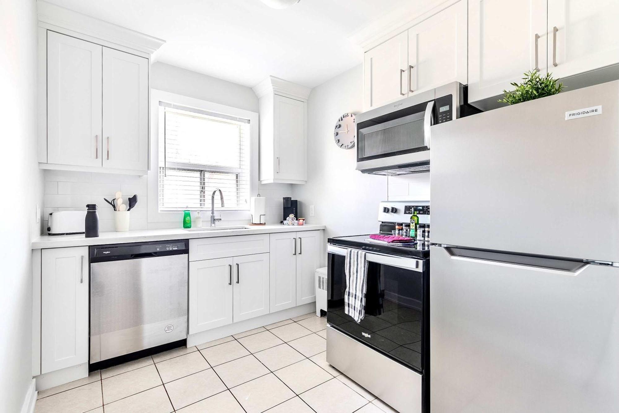Modern Apartment In Corktown Hamilton Sleeps 4 Esterno foto